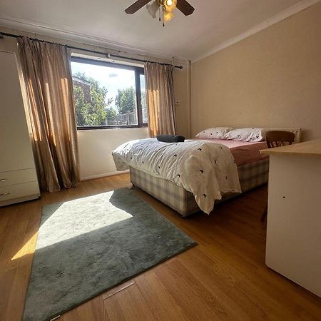 Budget Rooms - Near City Center Birmingham Exterior photo