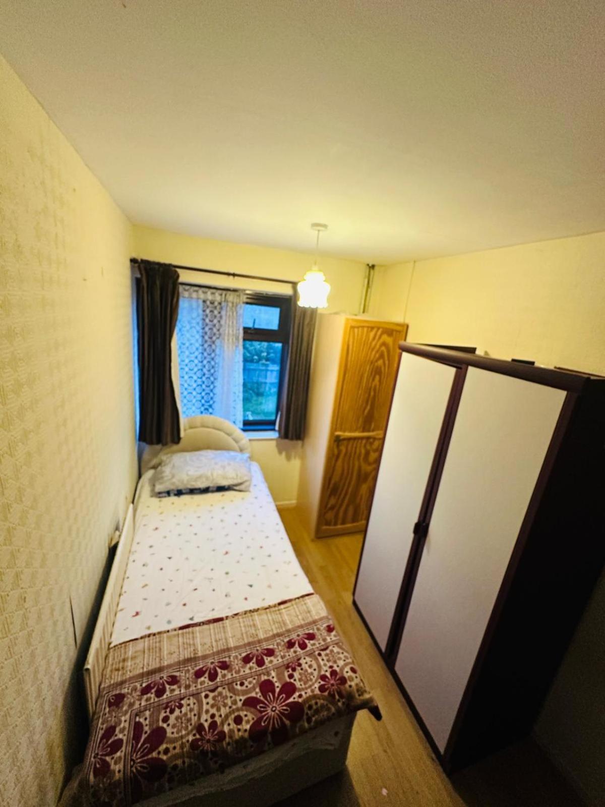 Budget Rooms - Near City Center Birmingham Exterior photo