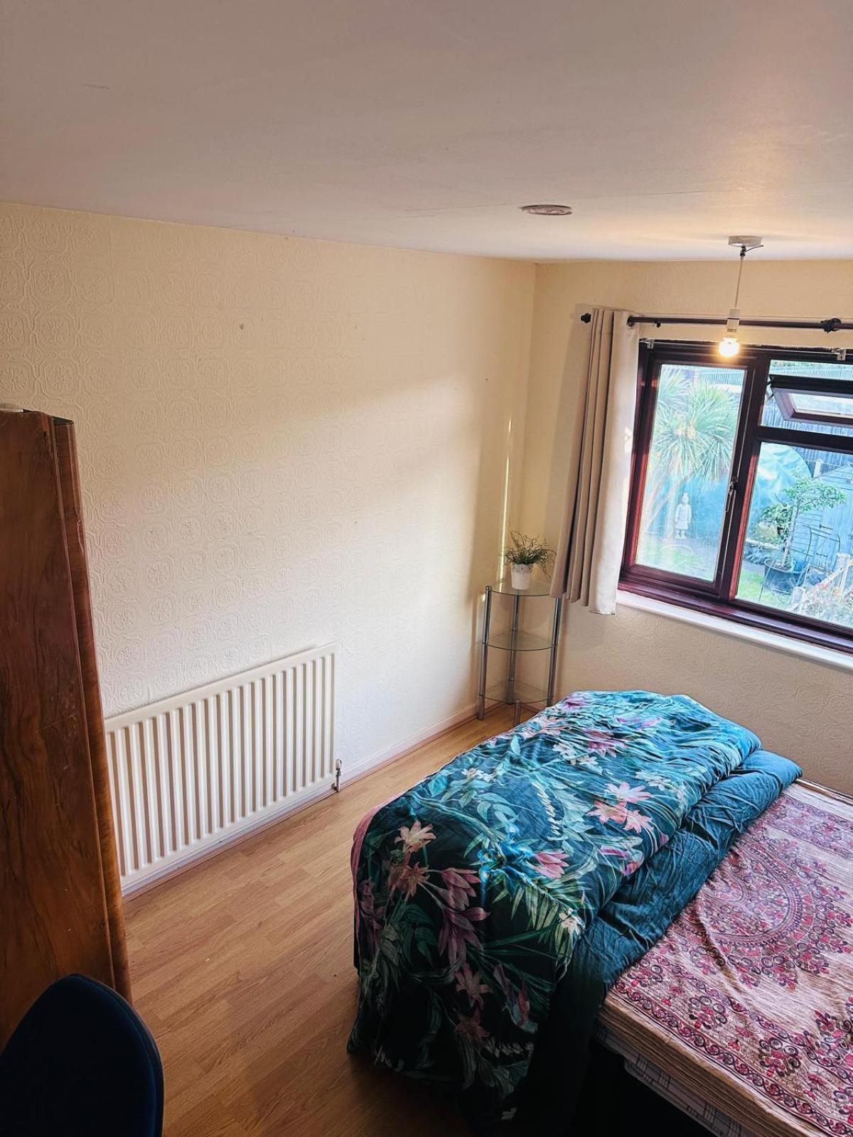 Budget Rooms - Near City Center Birmingham Exterior photo